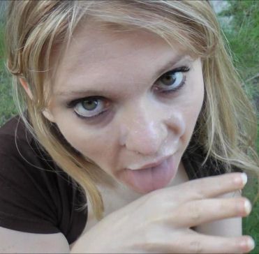 little nicky Porno Video: Moin Nachbar! Auch nen bl*wjob? :D